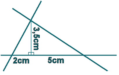 A triangle with a line drawn through one of the angles to create a right angle with the opposing side. This creates two triangles. One with the sides: 3,5cm & 2cm, the other with the sides: 3,5cm and 5cm